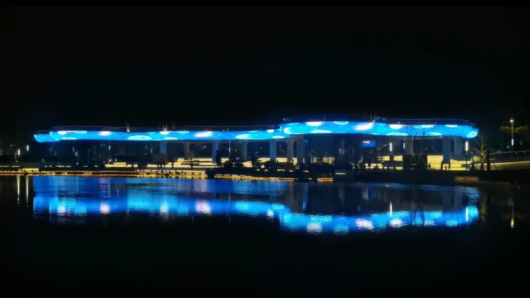 超1000㎡异形屏打造陶醉式文旅景区